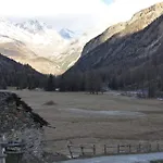Petit Dahu - Et Restaurant Hotel Cogne