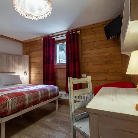 Petit Dahu - Et Restaurant Hotel 2*