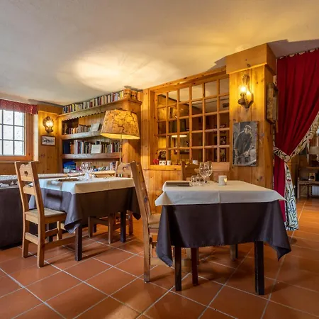 Petit Dahu - Et Restaurant 2* Cogne