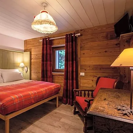 Petit Dahu - Et Restaurant 2* Cogne
