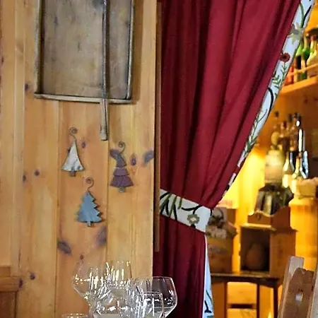 Hotel Petit Dahu - Et Restaurant Cogne