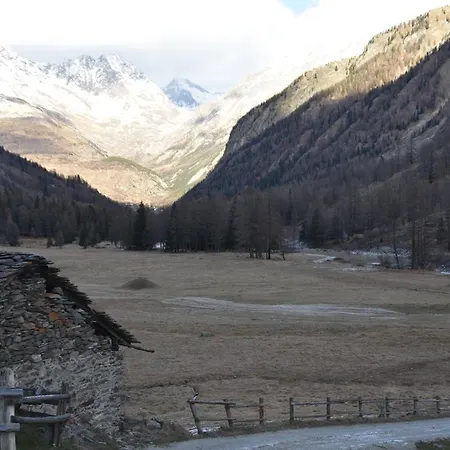Petit Dahu - Et Restaurant Szálloda Cogne