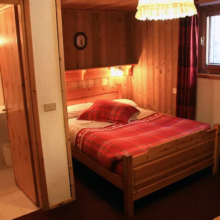 Petit Dahu - Et Restaurant 2* Cogne