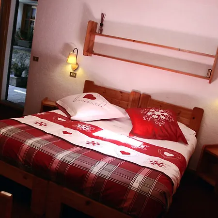 فندق Petit Dahu - Et Restaurant 2*