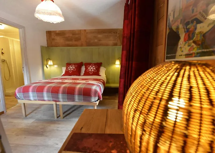 Petit Dahu - Et Restaurant Hotel 2*