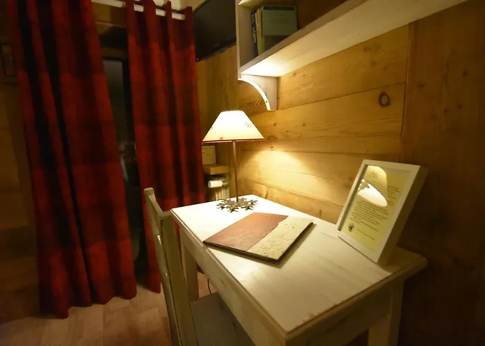 Hotel Petit Dahu - Et Restaurant 2*