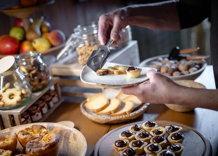 Petit Dahu - Et Restaurant Hotel Cogne