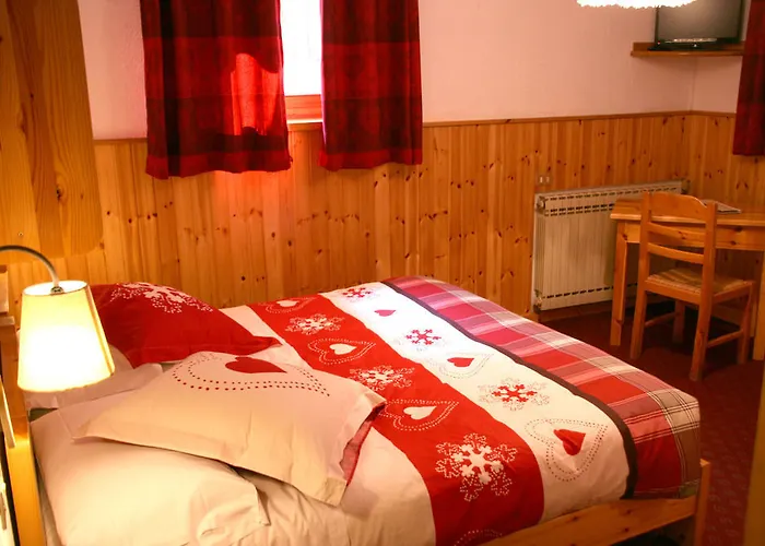 Petit Dahu - Et Restaurant 2* Cogne